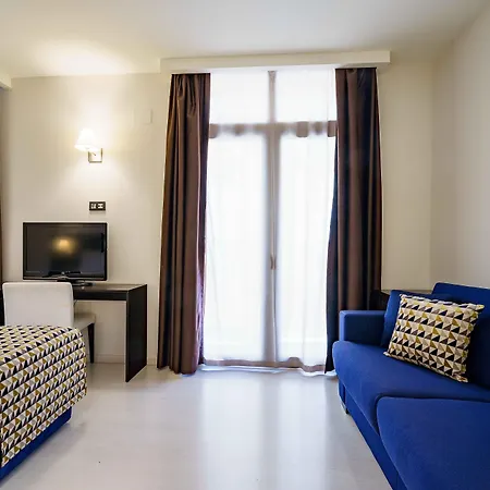 Hotel Exe Museos 3*