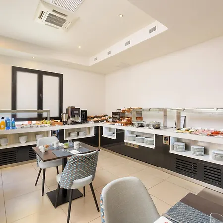 Exe Museos Hotel 3*