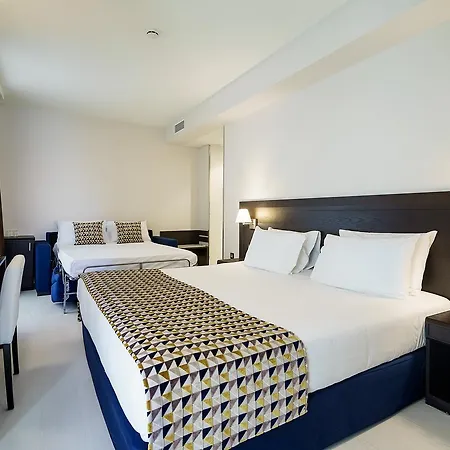 Otel Exe Museos 3*