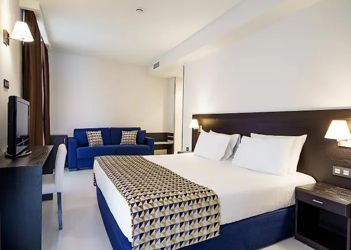 فندق إكس مالاغا موسيوس