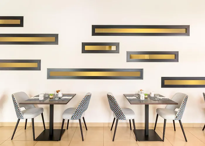 إكس مالاغا موسيوس 3* مالقة