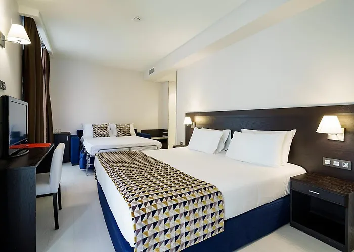 إكس مالاغا موسيوس 3* مالقة