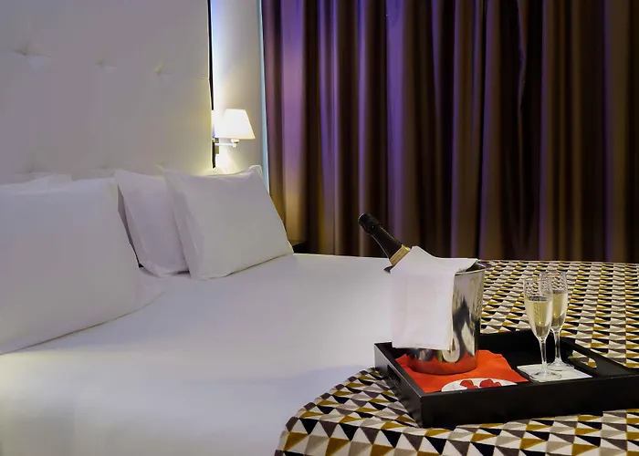 إكس مالاغا موسيوس 3*