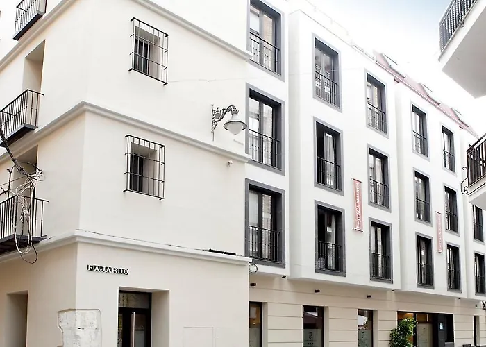 إكس مالاغا موسيوس 3*