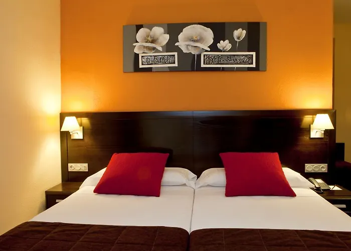 إكس مالاغا موسيوس 3*