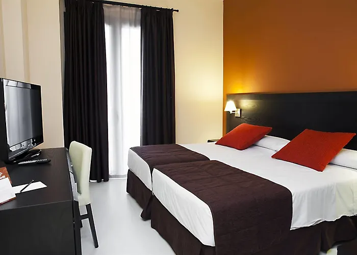 إكس مالاغا موسيوس 3*